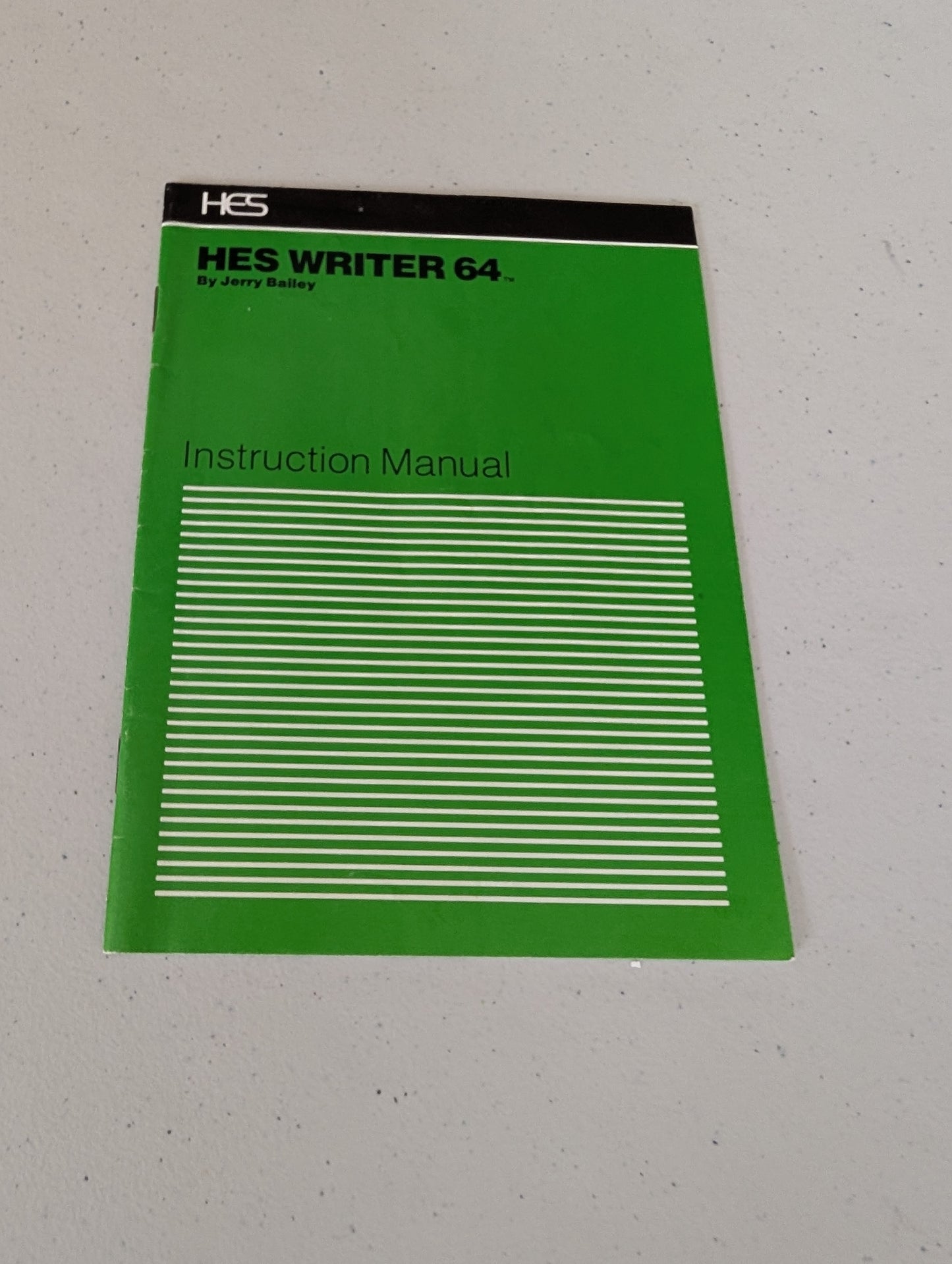 HES Writer 64 Commodore 64 manual (1982)(HesWare)