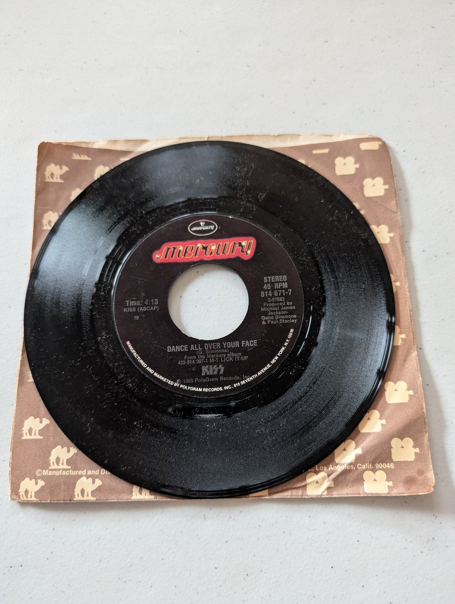 KISS -  Lick It Up - Dance All Over Your Face 814 671-7 (7 in, 45 RPM, Single, Vinyl Record Album)