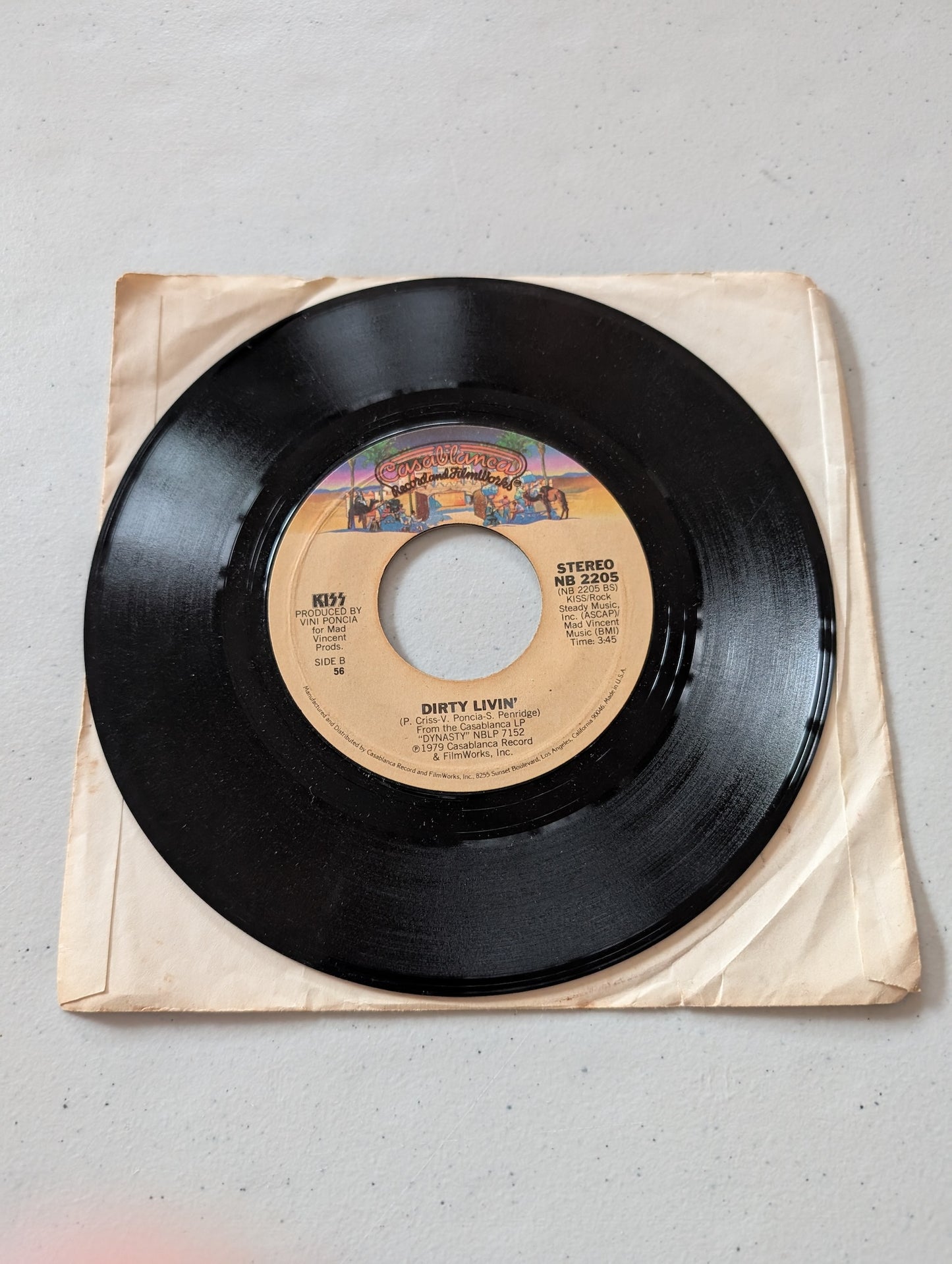 KISS - Sure Know Something - Dirty Livin' NB2205 (7 in, 45 RPM, Single, Vinyl Record Album)