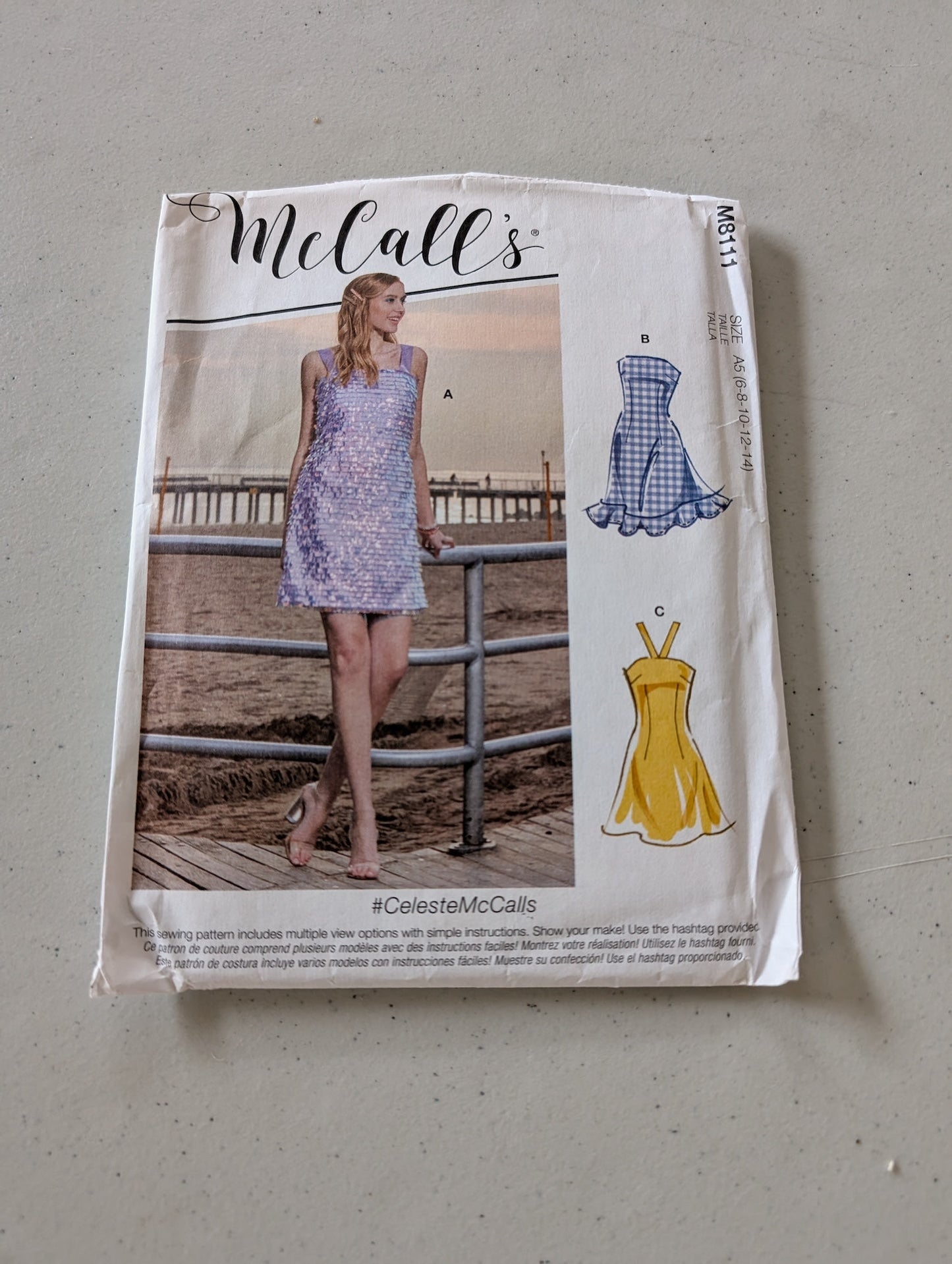 McCall's Sewing Pattern R10619 Dress Size A5 6-8-10-12-14 (Sewing Pattern Vintage)