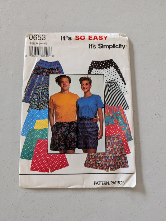 Simplicity Pattern 0653 Size A (XXS-XL) Unisex Adults Teens Pull-On Shorts Cut(Sewing Pattern Vintage)