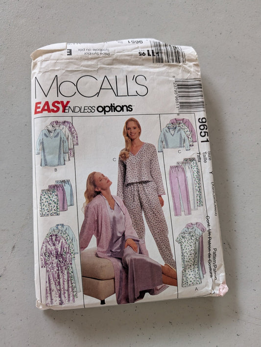 MCCALL'S 9651 MISSES' ROBE, NIGHTGOWN, TOP IN 2 LENGTHS, PULL-ON PANTS SZ XSM-M(Sewing Pattern Vintage)