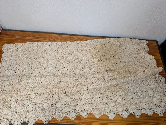 Floral Popcorn Stitch Crochet Bedspread from Handmade - 1970s Textiles (Cotton Thread Crocheted Bedspread, Vintage, Cottage, Handmade, Cream)