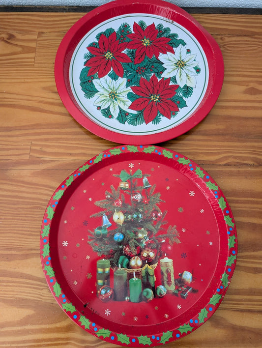 Vintage Metal Serving Trays from Unknown - 1970s-1980s Tabletop (Metal Tableware, Vintage, Kitsch, Red, Green, White)