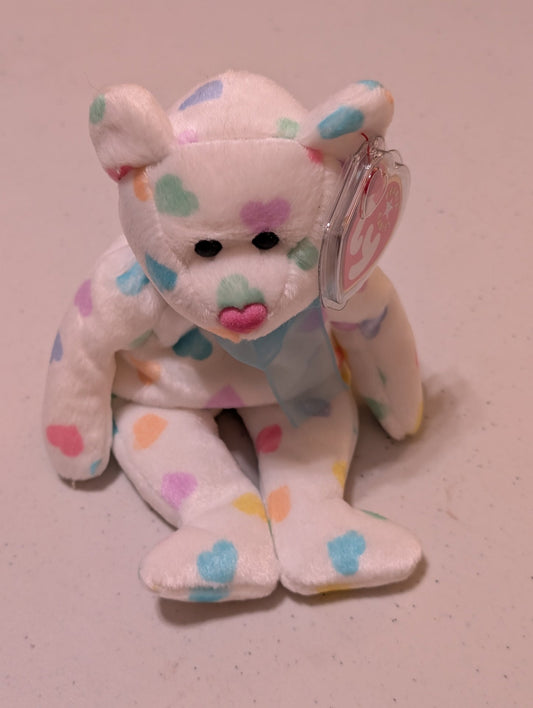 Hearts the Bear - Ty Beanie Baby (White & Multicolor, 2001, Plush Toy, Stuffed Animal, MWMT, Vintage, Retired)