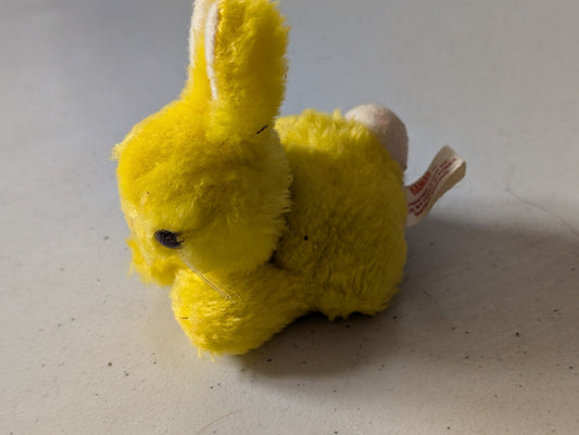 Yellow Easter Bunny - Unbranded Plush Toy (Yellow, 1980s, Bunny)