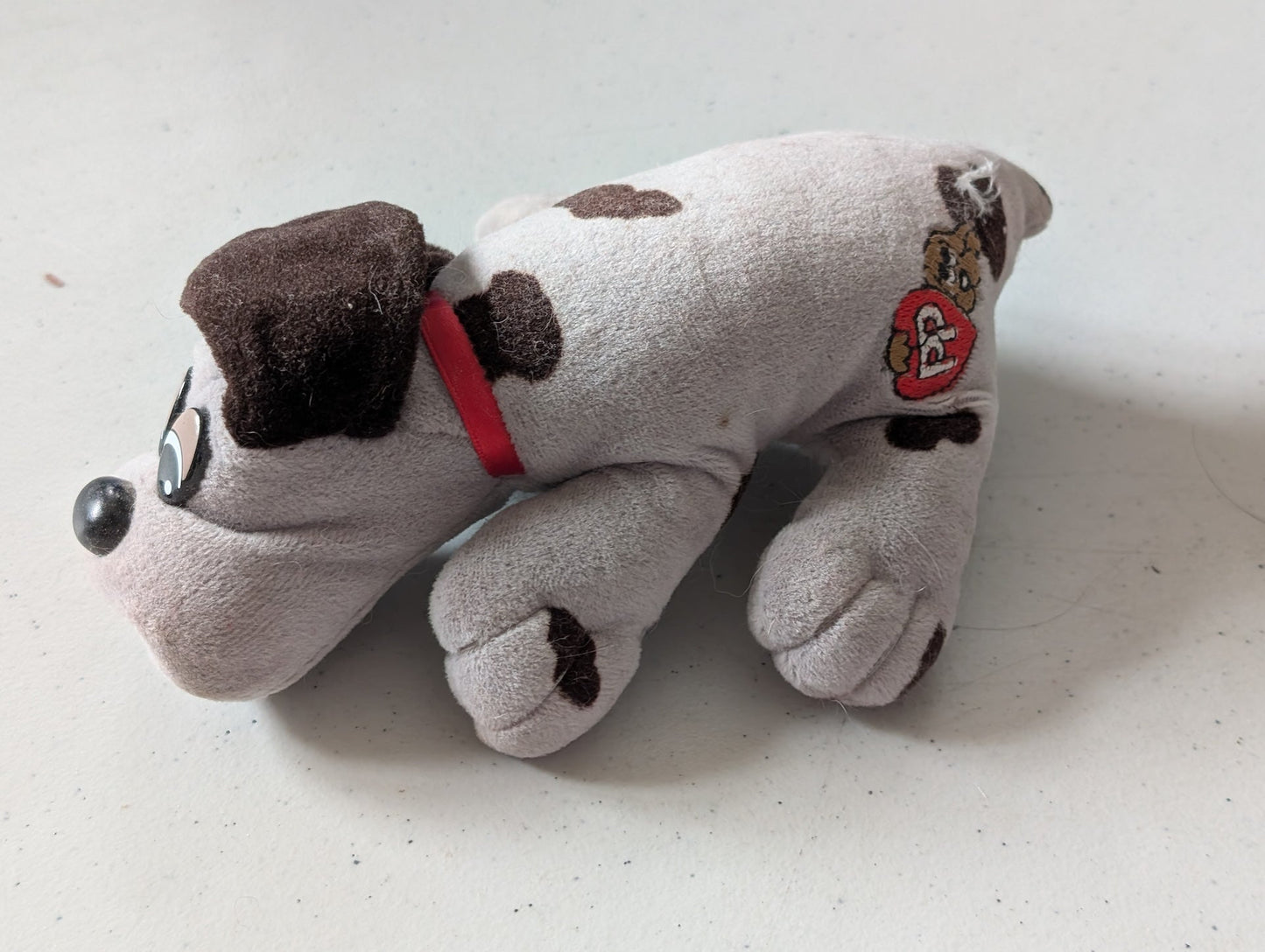 Pound Puppies Newborn - Pound Puppies Plush Toy (White, Brown, 1985, Dog)