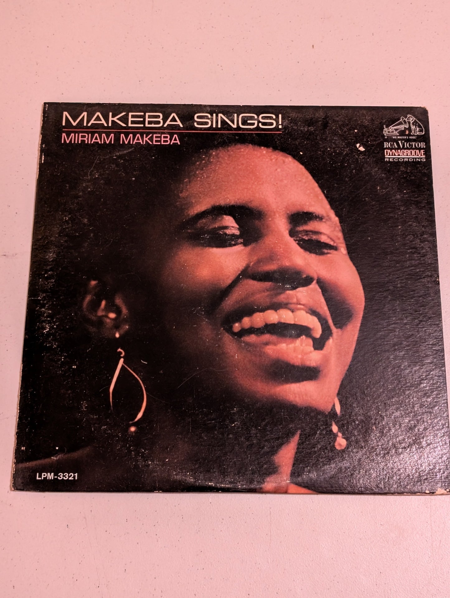 Miriam Makeba LP Makeba Sings! - RCA Victor LPM-3321 (1965) Phono Dynagroove