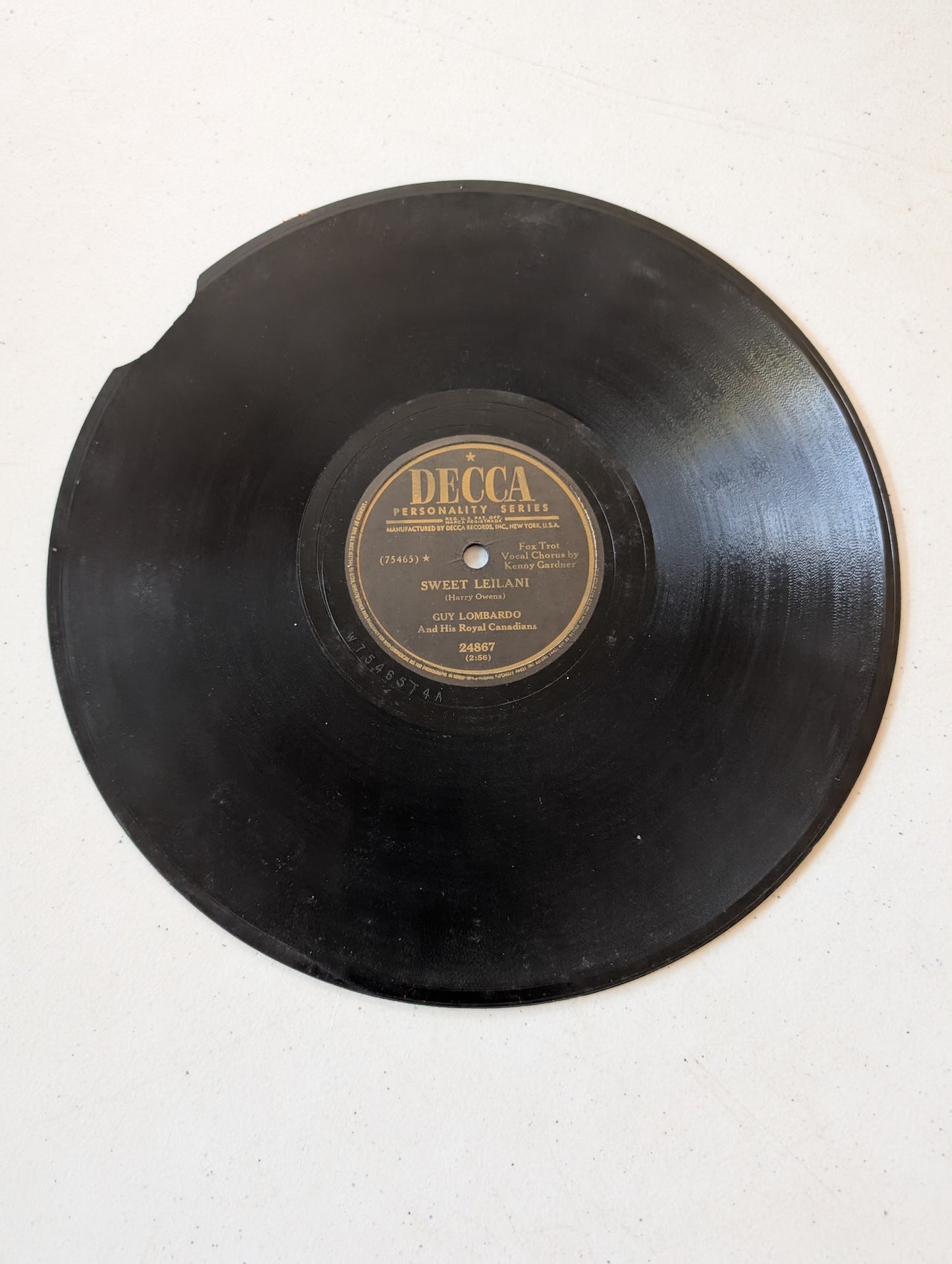 Guy Lombardo And His Royal Canadians – Song Of The Islands / Sweet Leilani 78 RPM - DAMAGED