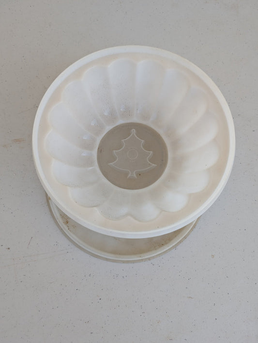 Christmas Tree Jello Mold Vintage Tupperware