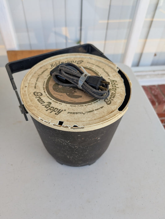 Presto GranPappy Electric Deep Fryer Small Portable Deep Fryer Vintage