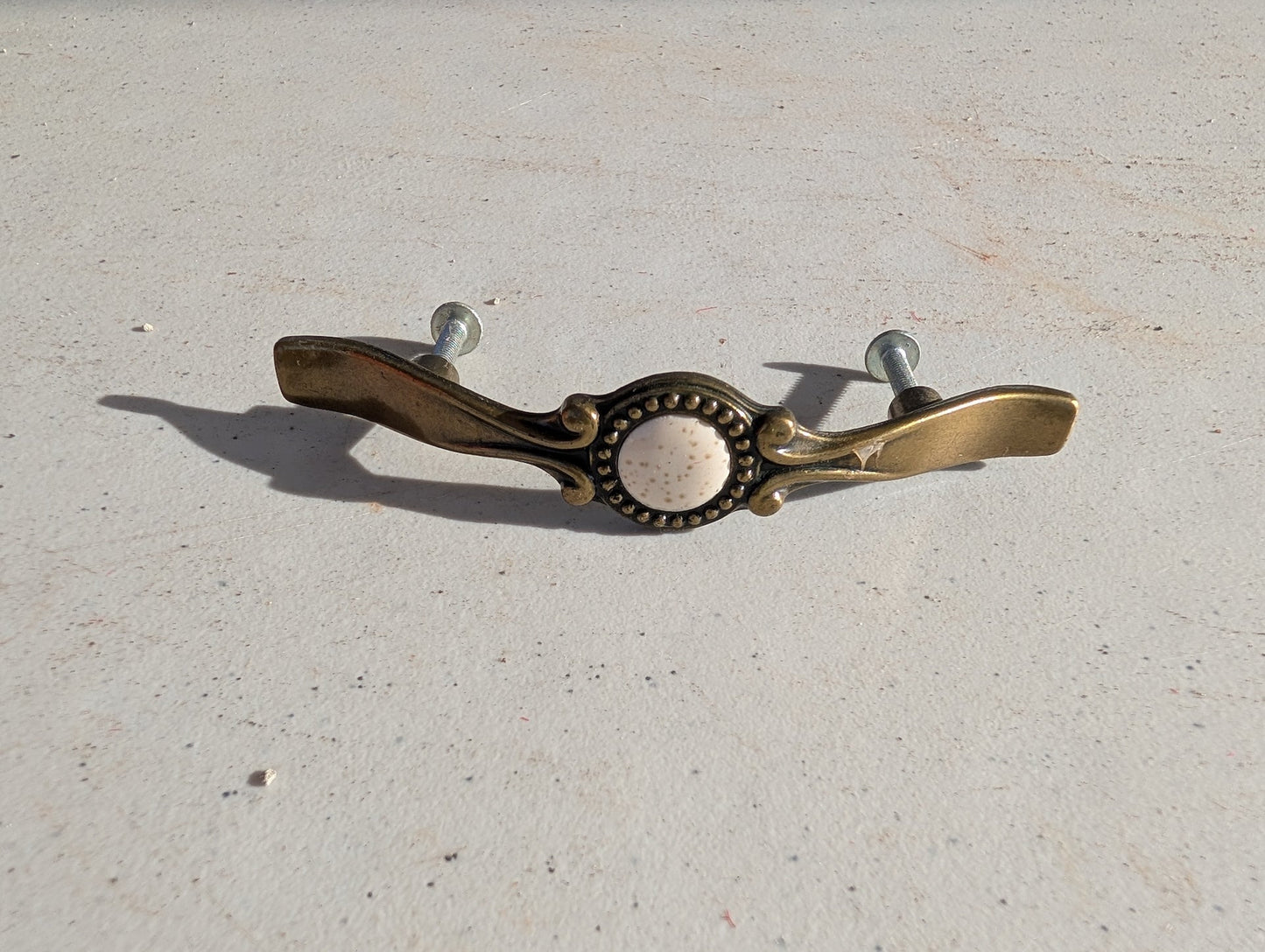 Drawer Pull BRASS & PORCELAIN antique/vintage