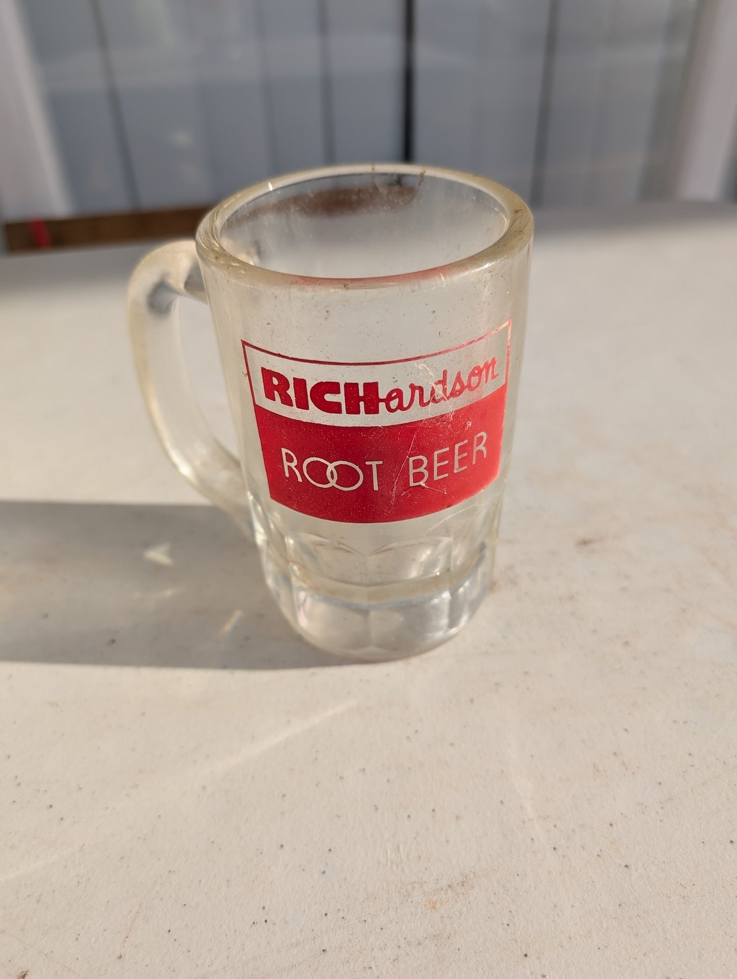 RICHARDSON ROOT BEER Clear Glass Soda Mug Red Graphics Vintage Retro