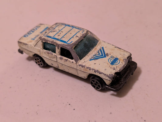 Summer Volvo 164 E #S691  Vintage 1970 White/Blue Hong Kong Loose(Vehicle, SciFi/Fantasy, Collectable, Vintage, Loose, Missing Parts/pieces, Incomplete)