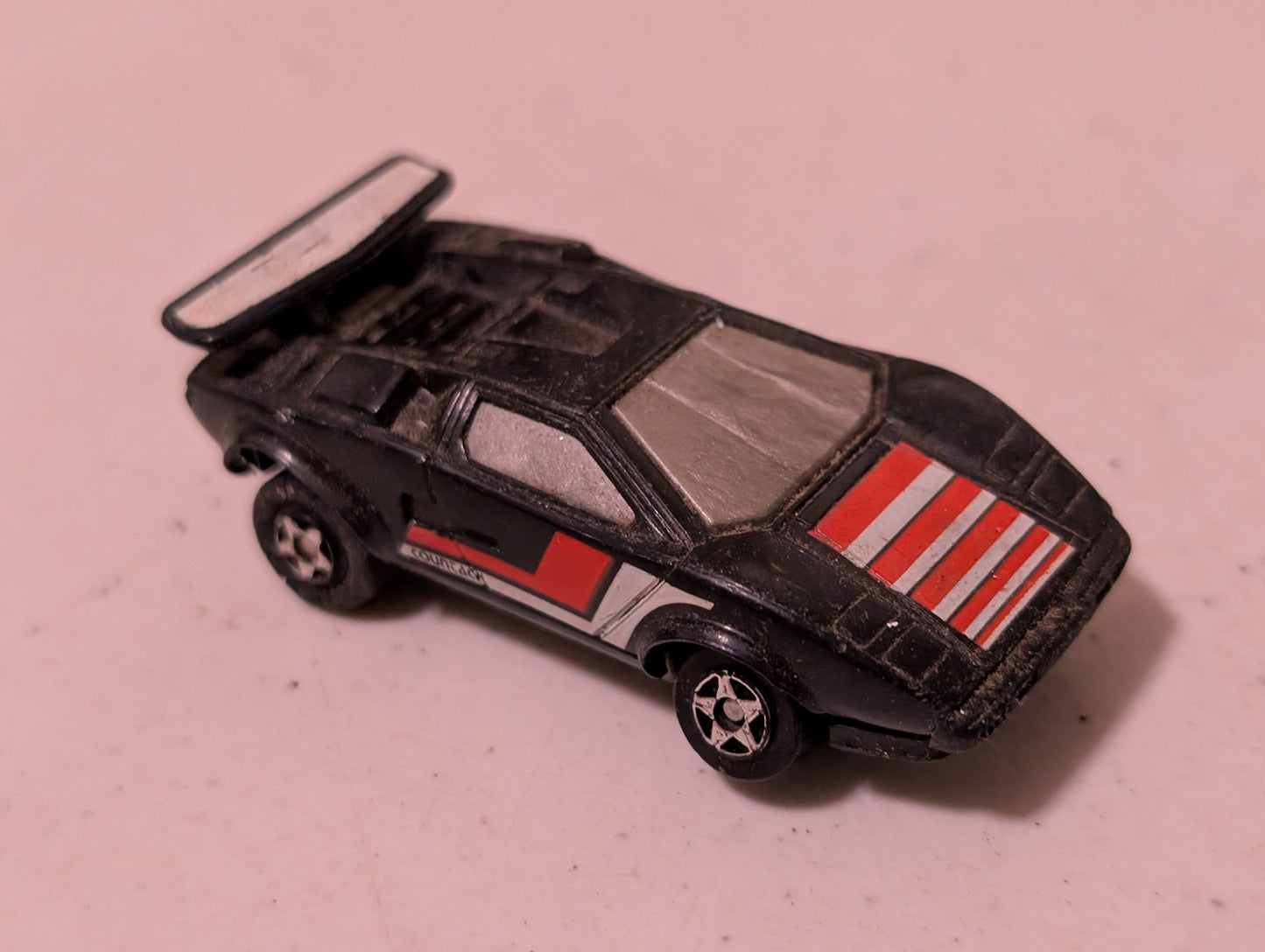 Lamborghini Countach 1980 Kidco Burnin' Key Cars Black/ Red Toy Car 1/64(Vehicle, SciFi/Fantasy, Collectable, Vintage, Loose, Missing Parts/pieces, Incomplete)