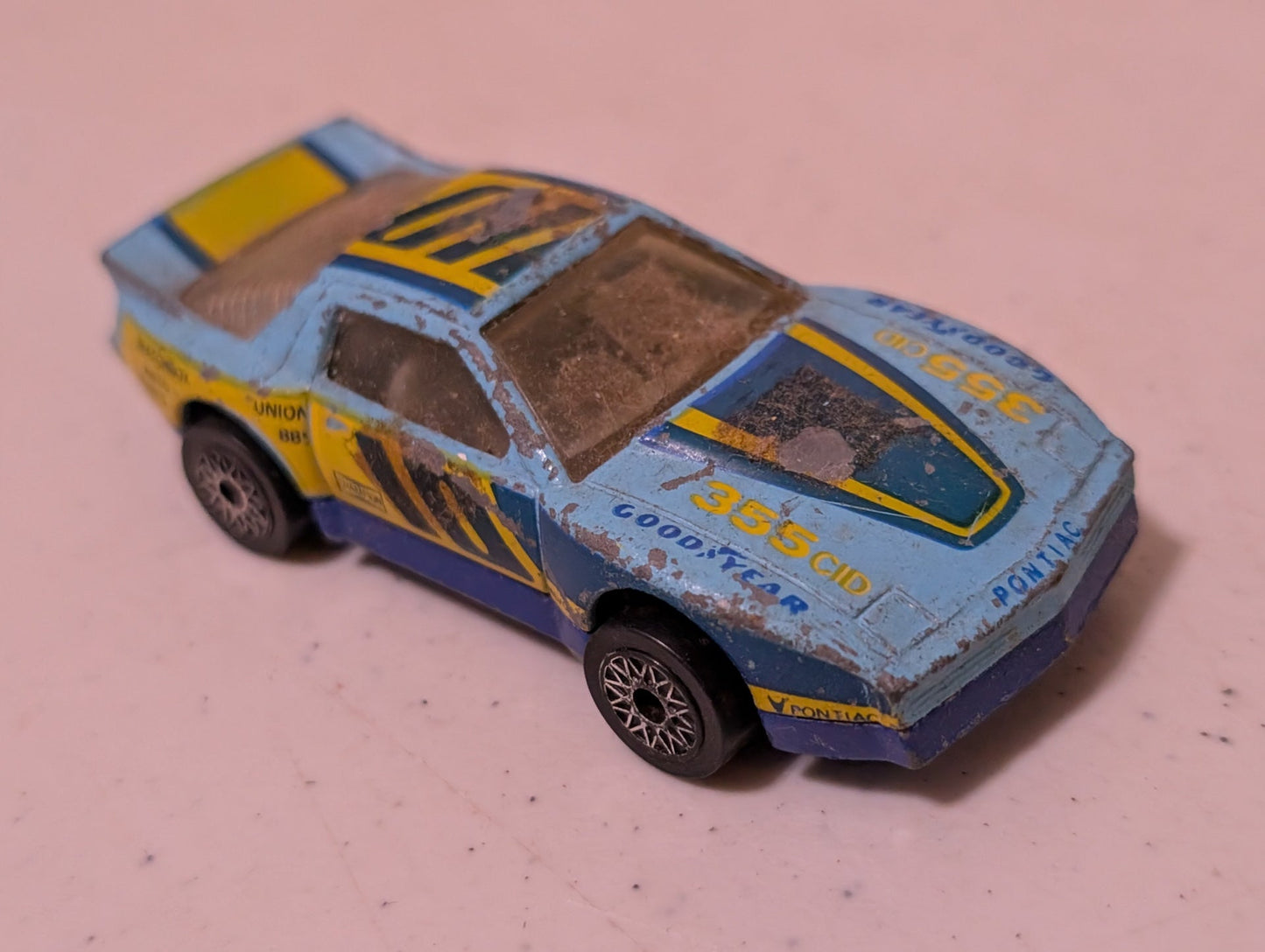 PONTIAC FIREBIRD RACER BLUE WITH INDIGO & YELLOW ACCENTS Matchbox(Vehicle, SciFi/Fantasy, Collectable, Vintage, Loose, Missing Parts/pieces, Incomplete)
