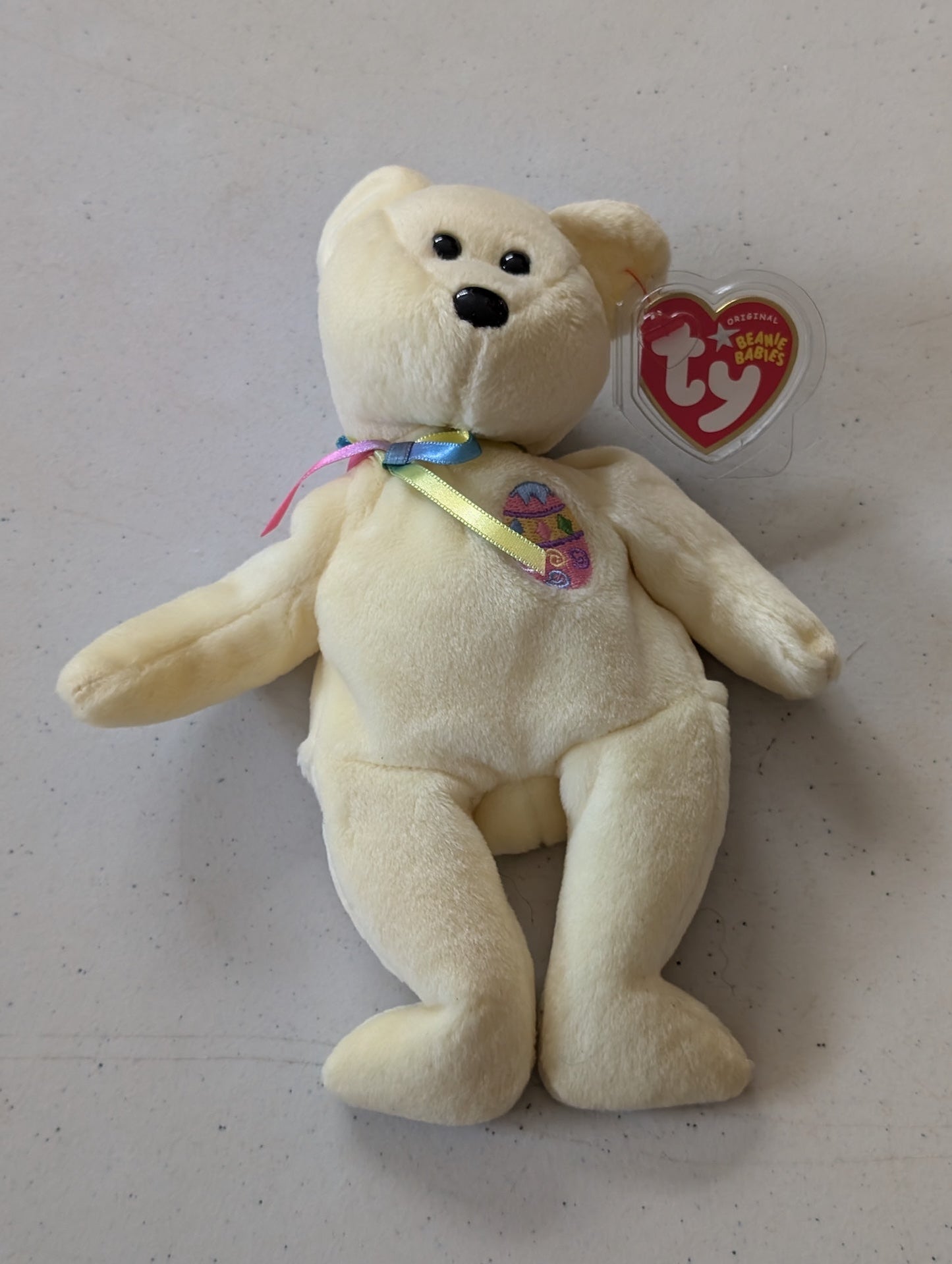 Eggs II the Bear - Ty Beanie Babies (Cream, 2001, Plush Toy)