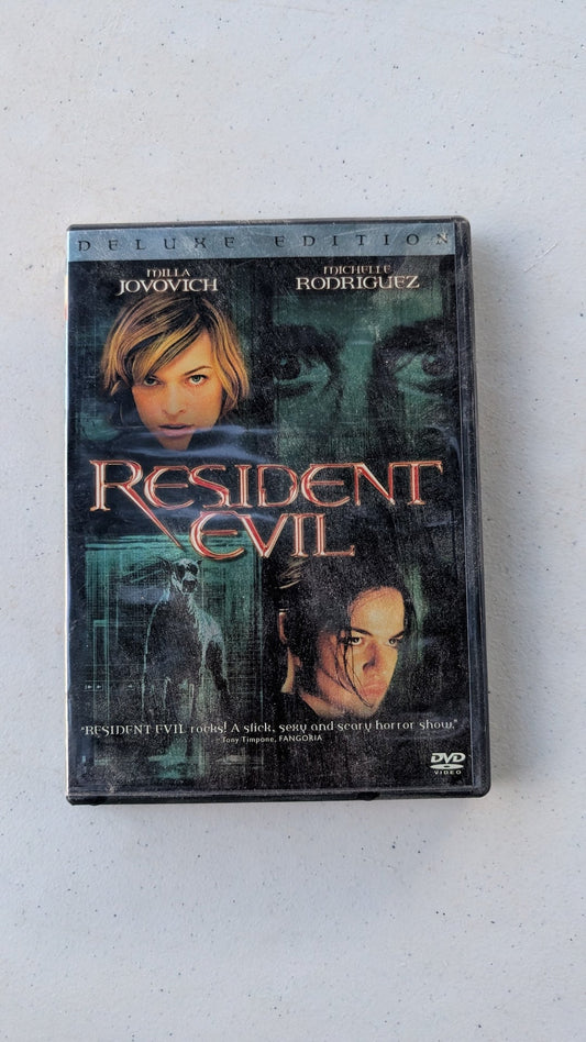 Resident Evil (DVD, 2004, Deluxe Edition) Milla Jovovich