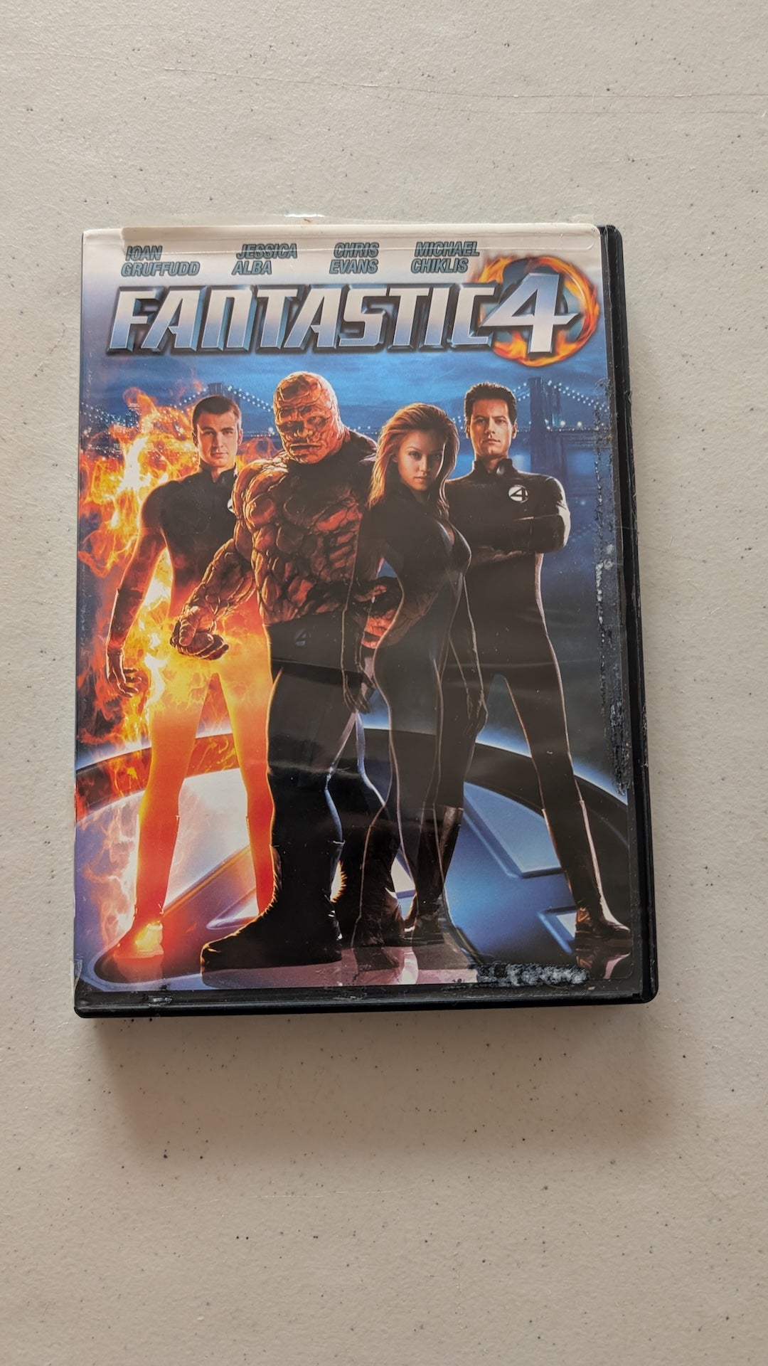 Fantastic 4 (DVD, 2005, PG-13) Ioan Gruffudd, Jessica Alba, Chris Evans, Michael Chiklis
