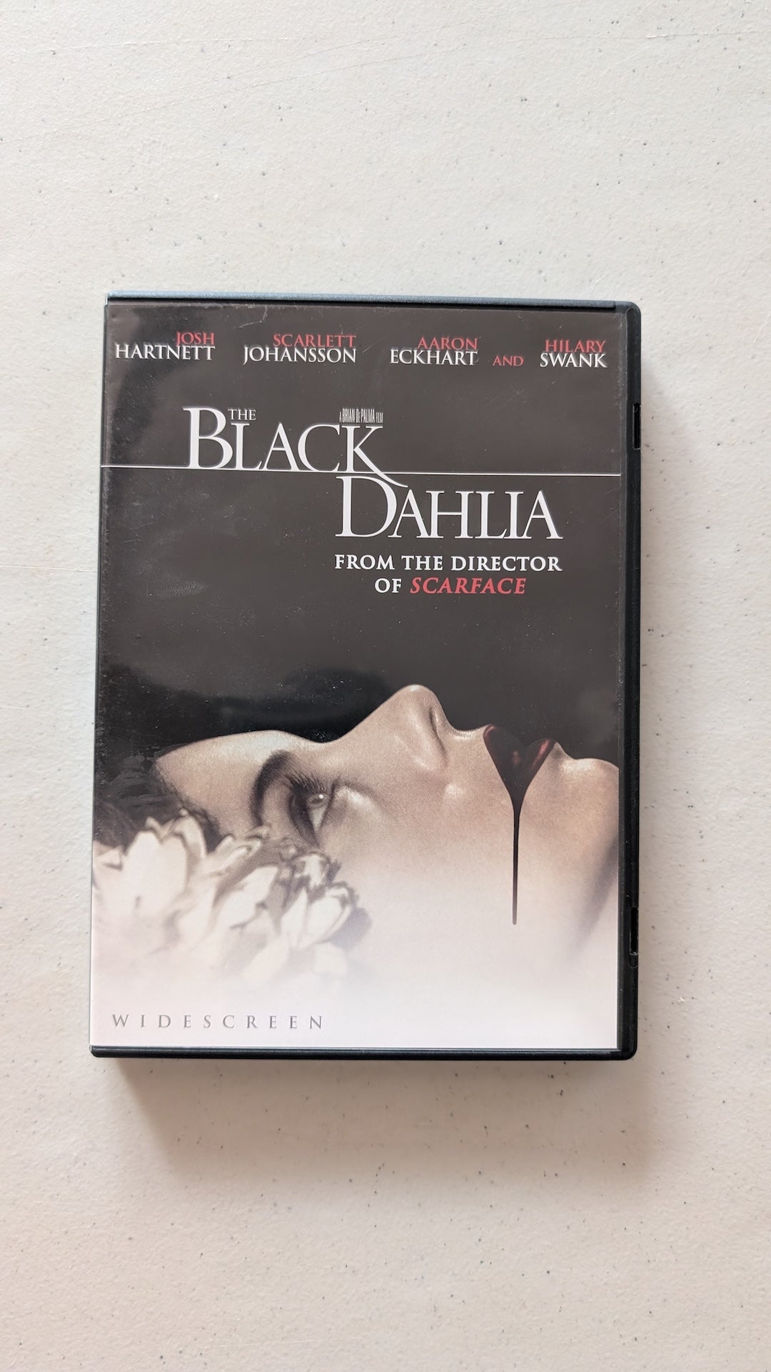The Black Dahlia (DVD, 2006, R) Josh Hartnett, Scarlett Johansson, Aaron Eckhart, Hilary Swank