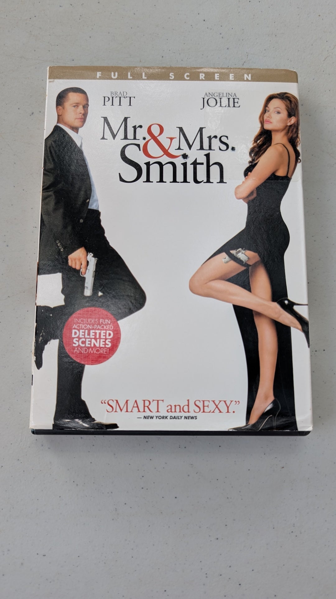 Mr. & Mrs. Smith (DVD, 2005, PG-13) Brad Pitt, Angelina Jolie, Vince Vaughn