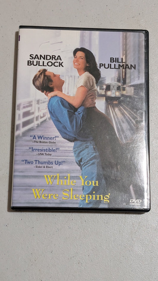 While You Were Sleeping (DVD, 1995, PG) Sandra Bullock, Bill Pullman, Peter Gallagher