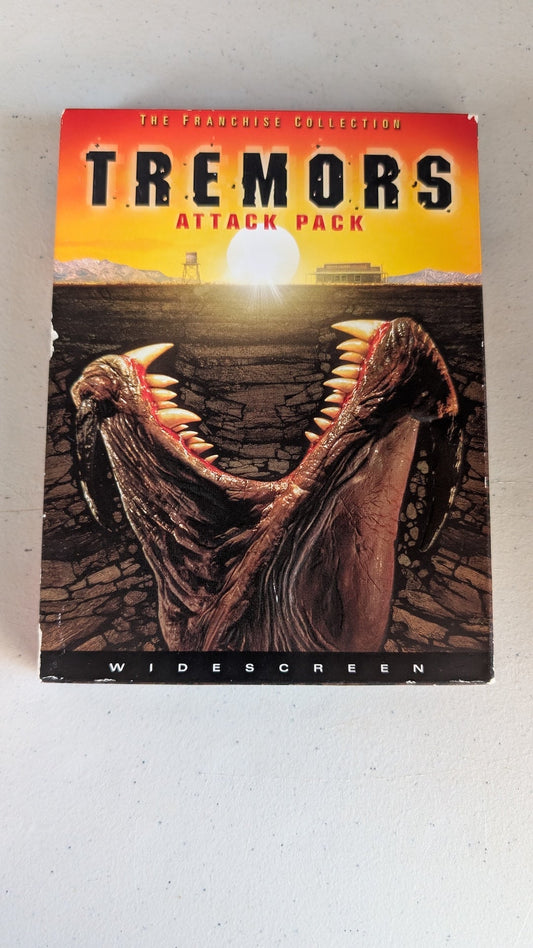 Tremors: Attack Pack (DVD Box Set, 2004, PG-13/R) Kevin Bacon, Fred Ward, Michael Gross