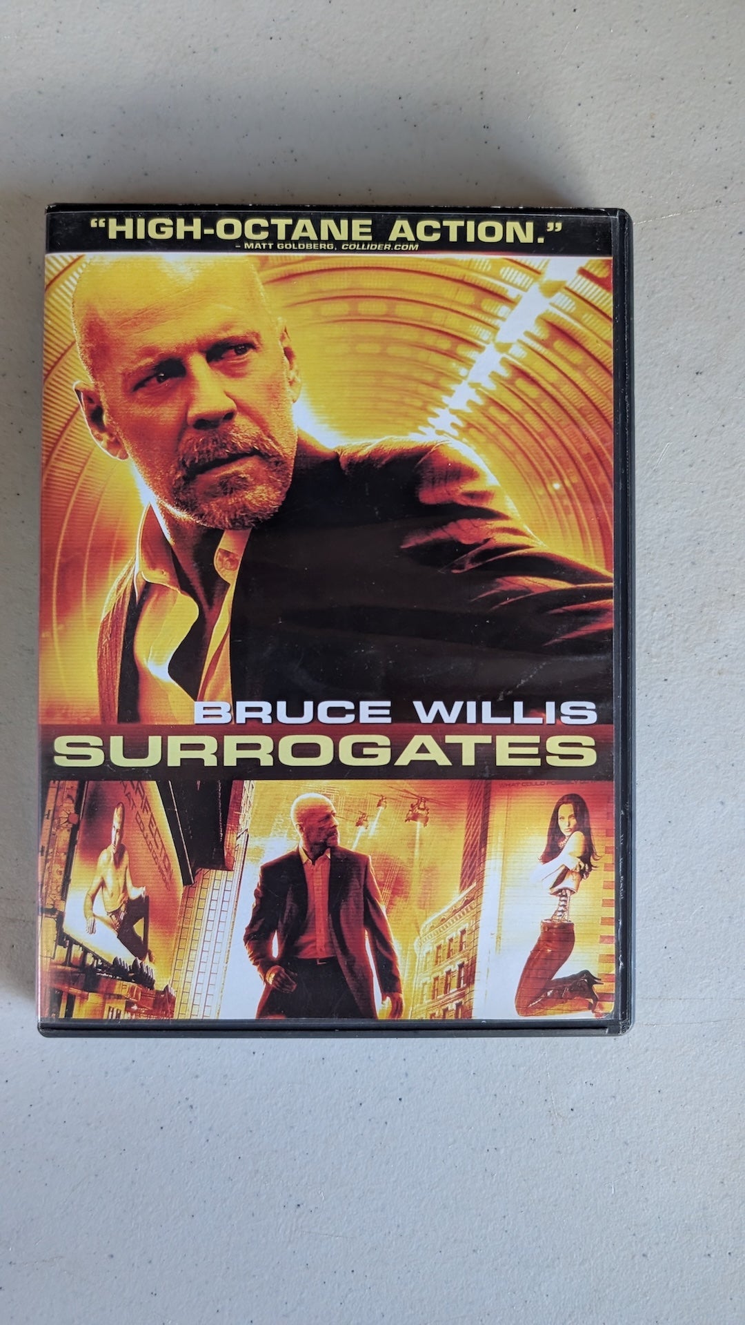 Surrogates (DVD, 2009, PG-13) Bruce Willis, Radha Mitchell, Rosamund Pike