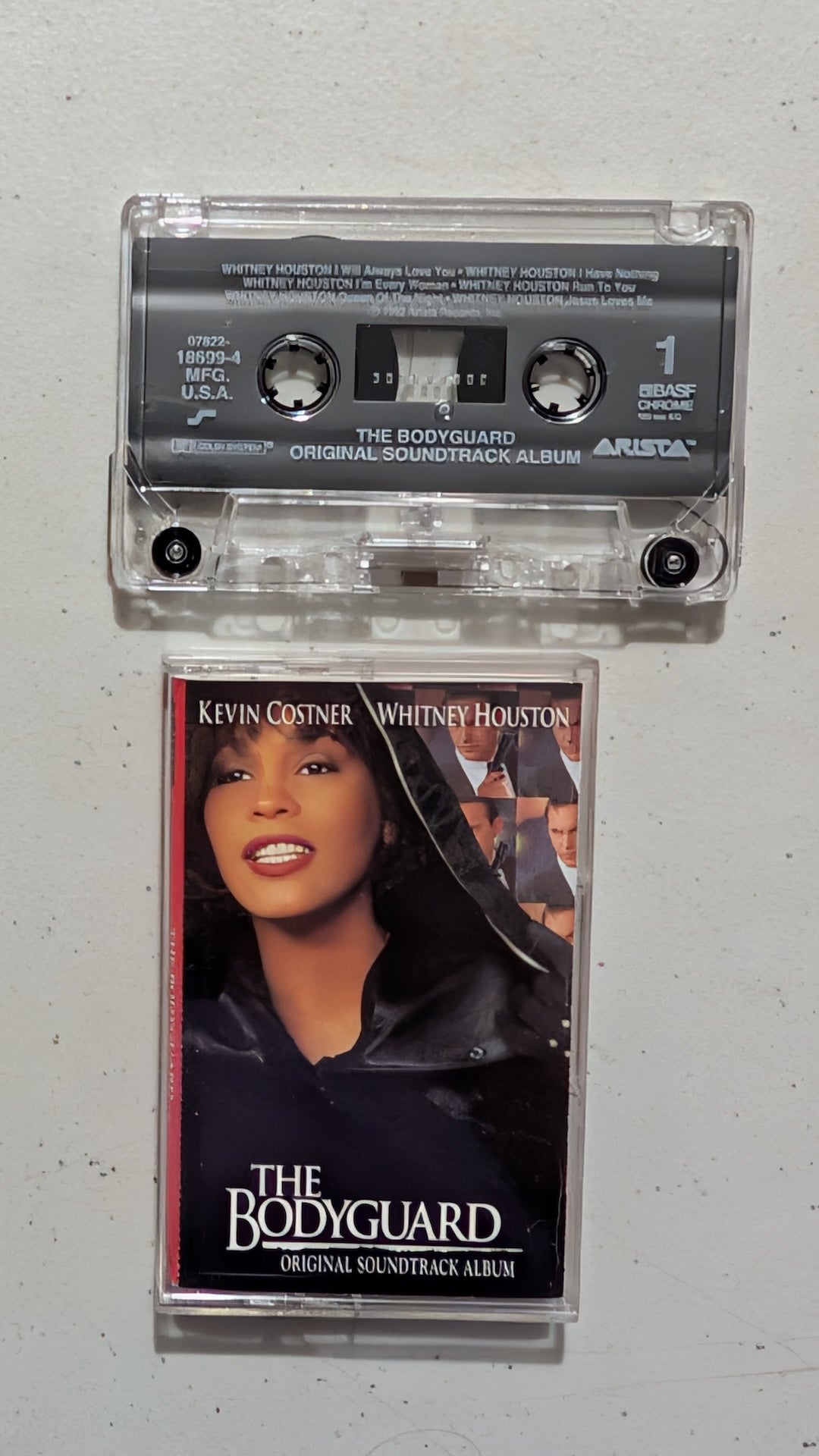 Whitney Houston / Various - The Bodyguard Original Soundtrack Album (Soundtrack, Pop, R&B, Cassette Tape, 1992)