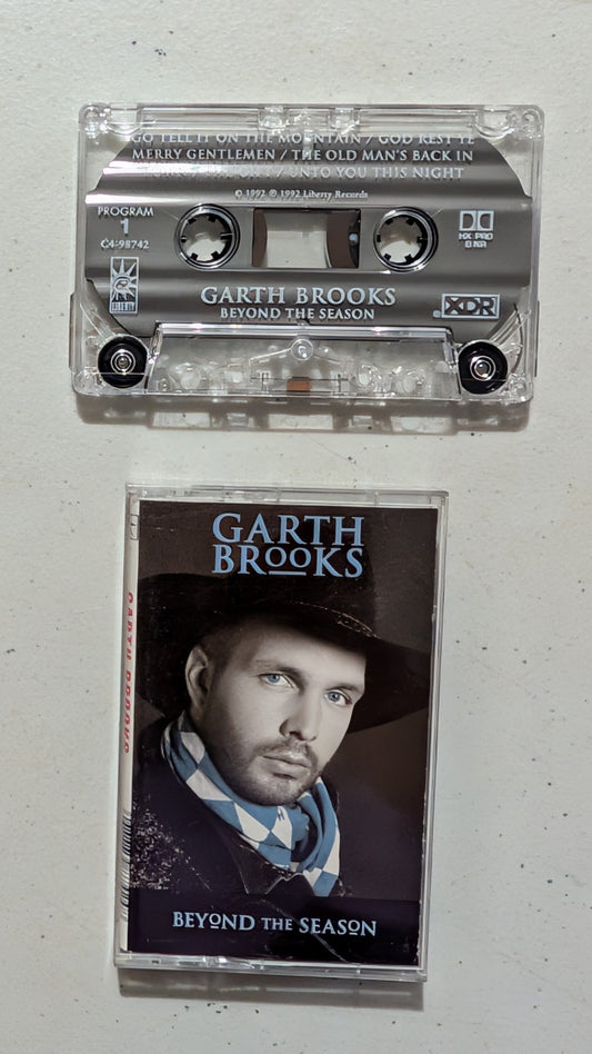 Garth Brooks - Beyond The Season (Country, Holiday, Cassette Tape, 1992)