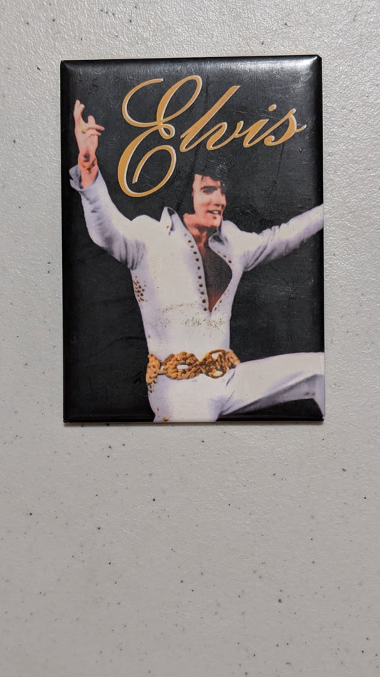 Elvis White Jumpsuit Magnet from Unknown - 1990s Collectibles (Magnet, Plastic, Metal Magnet, Music Memorabilia, Black, White, Gold, Collectable, Vintage, Original)