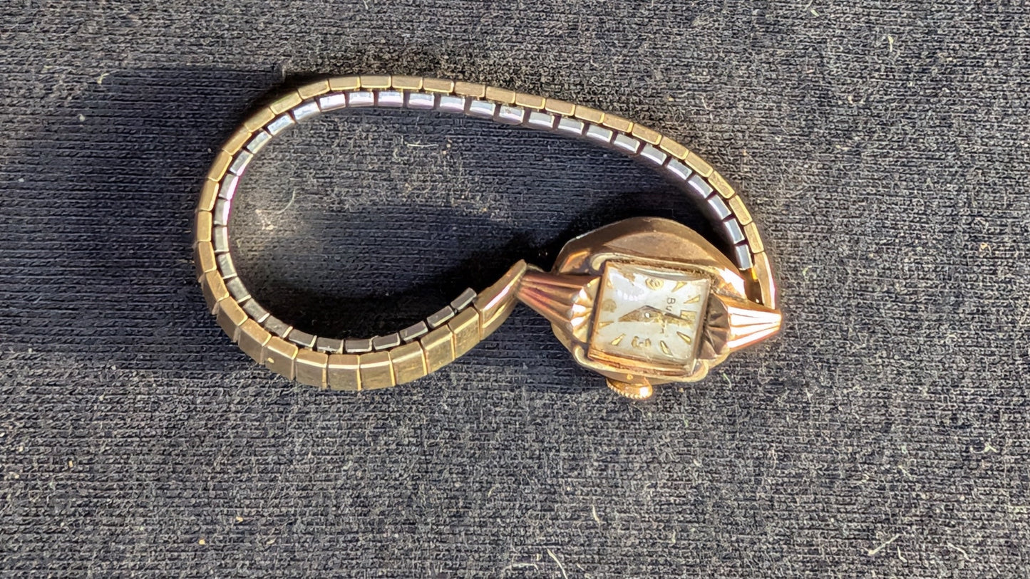 Vintage Bulova Women's Gold-Tone Cocktail Watch Mechanical (Untested)