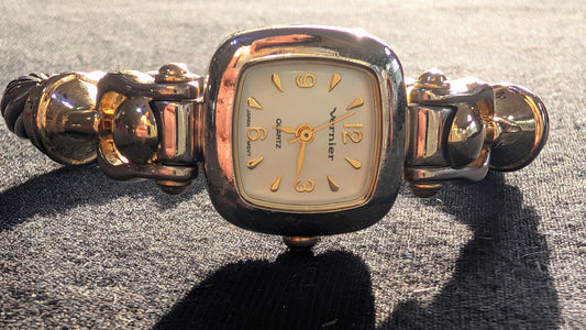 Women's Vernier Quartz Bangle Watch Gold-Tone Bracelet (Untested)