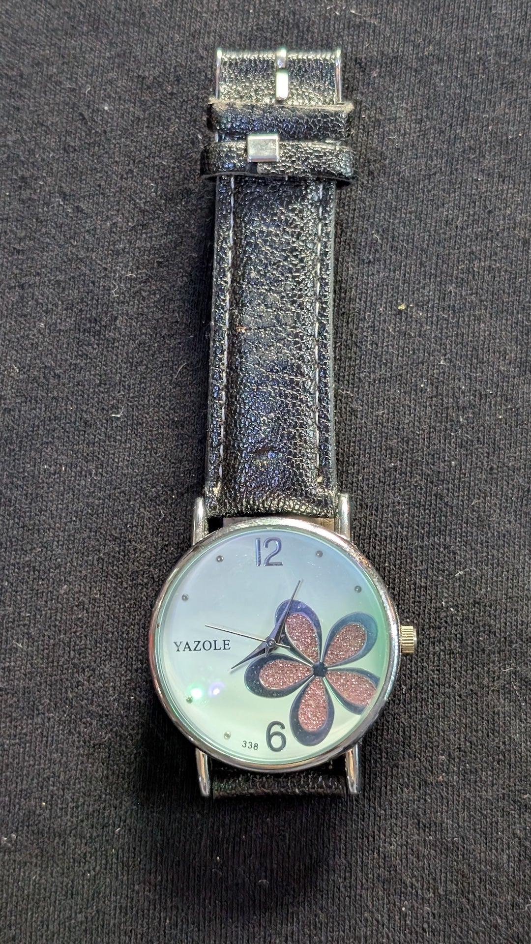Women's Yazole Fashion Watch Black Strap Glitter Flower Dial (Untested)