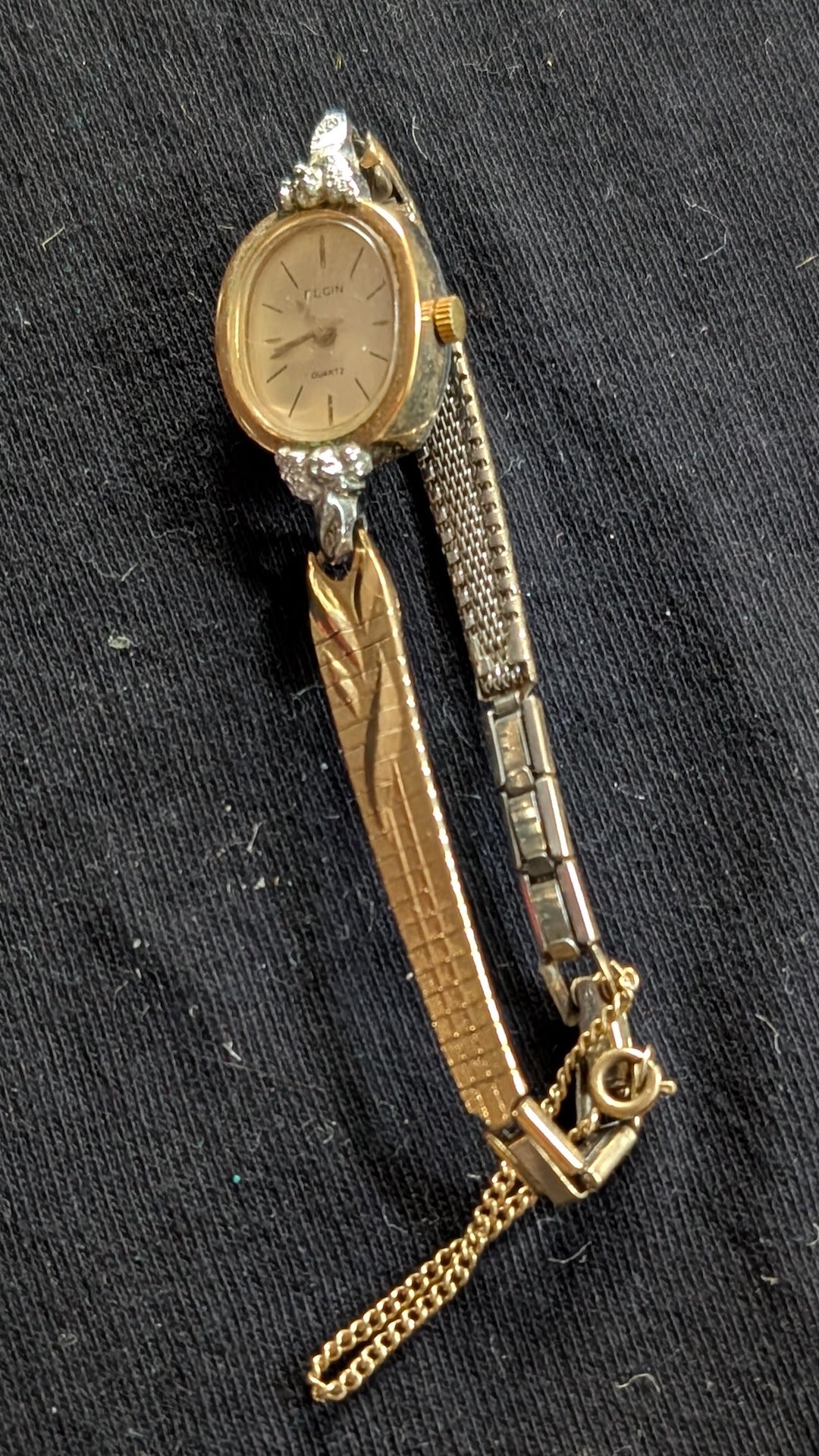 Women's Elgin Quartz Watch Gold-Tone Case Two-Tone Band (For Parts/Repair)