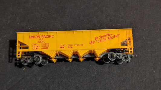 Union Pacific Covered Hopper Covered Hopper likely from Athearn - 1970s-1980s HO Scale Model Train (Plastic, Metal Covered Hopper, Yellow, Red)