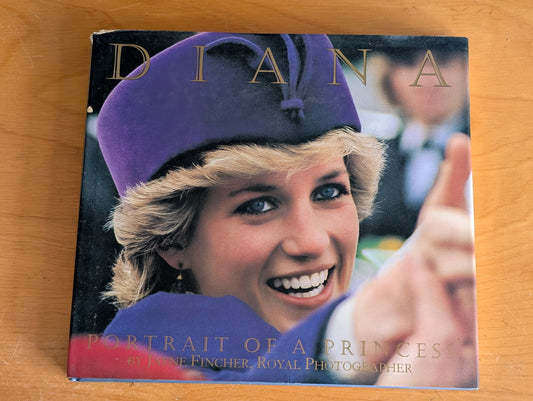Diana: Portrait of a Princess by Jayne Fincher (Photography, Biography, 1986)