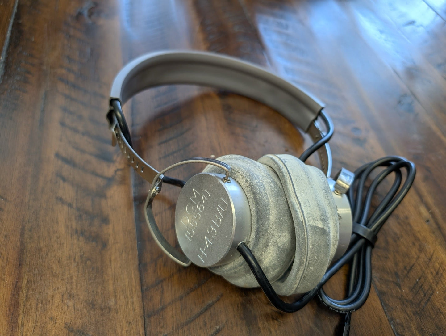 H-43B/U Radio Headset from RCA - 1950s-1960s Collectibles, Militaria, Electronics (Aluminum, Leather, Plastic, Rubber Military Headset, Industrial, Military, Steampunk, Silver, Grey, Black, RCA, H-43B/U, military, headset, vintage)