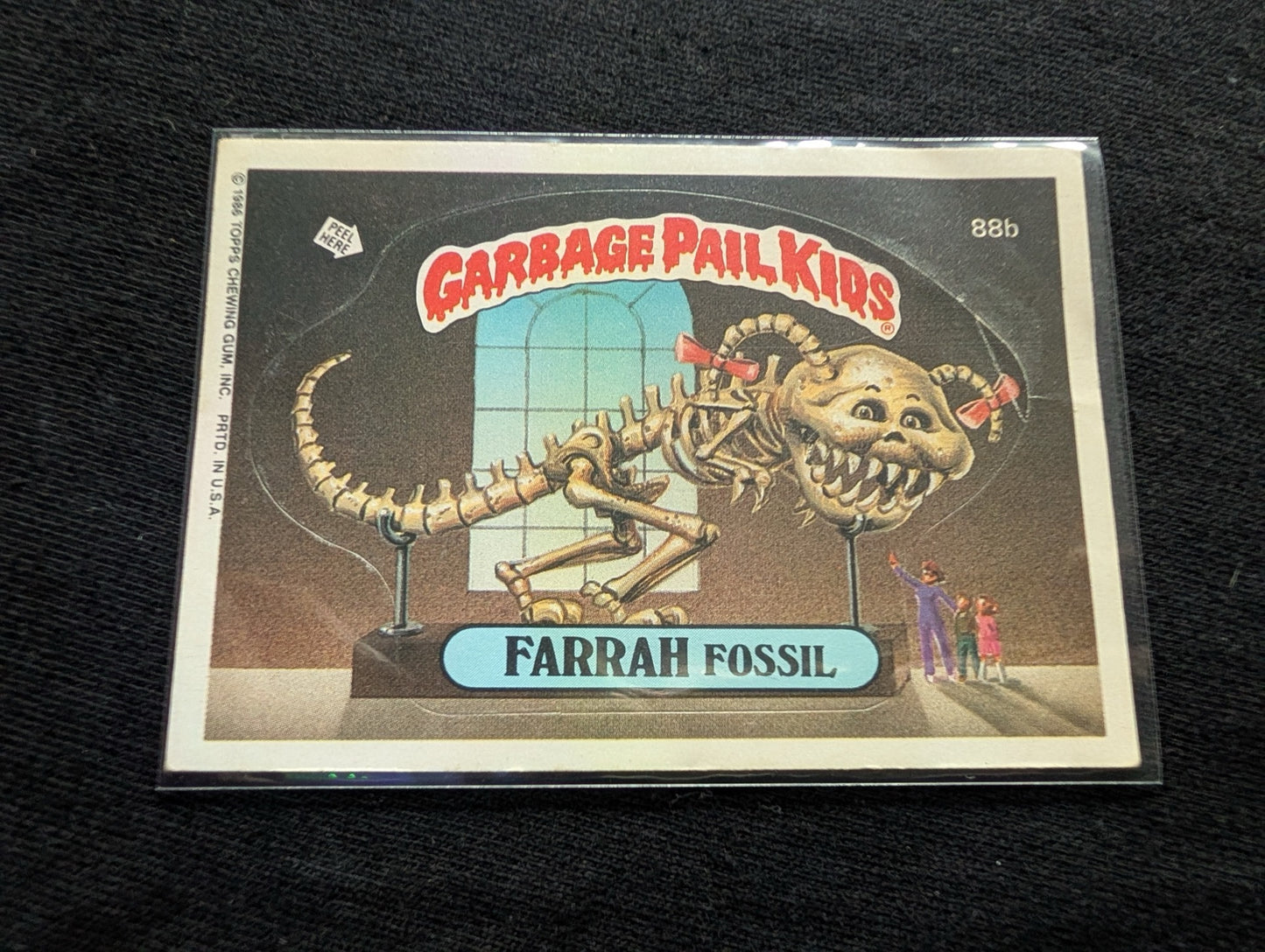 1986 GPK OS3 88a Dinah Saur & 88b Farrah Fossil Vintage Topps Card Pair