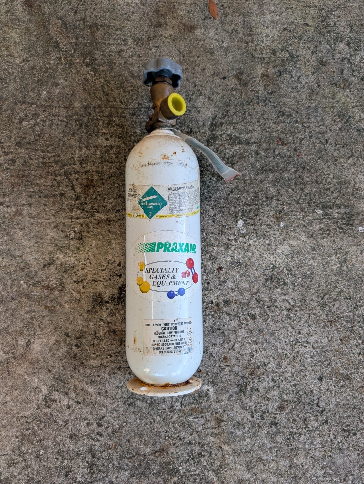 Praxair Specialty Gas Cylinder Tank (For Prop/Display)