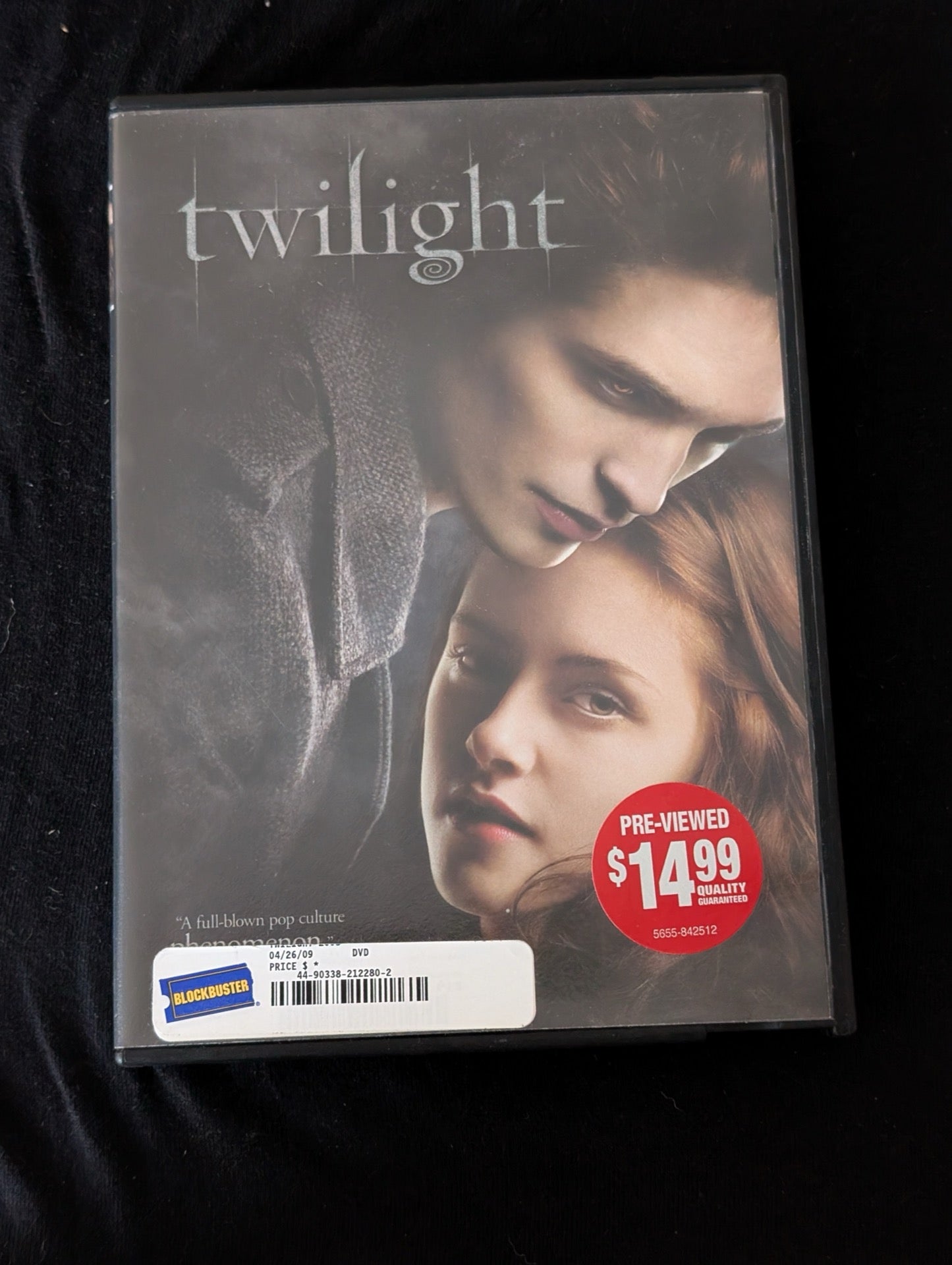 Twilight DVD (2008) Kristen Stewart, Robert Pattinson - Blockbuster Pre-Viewed