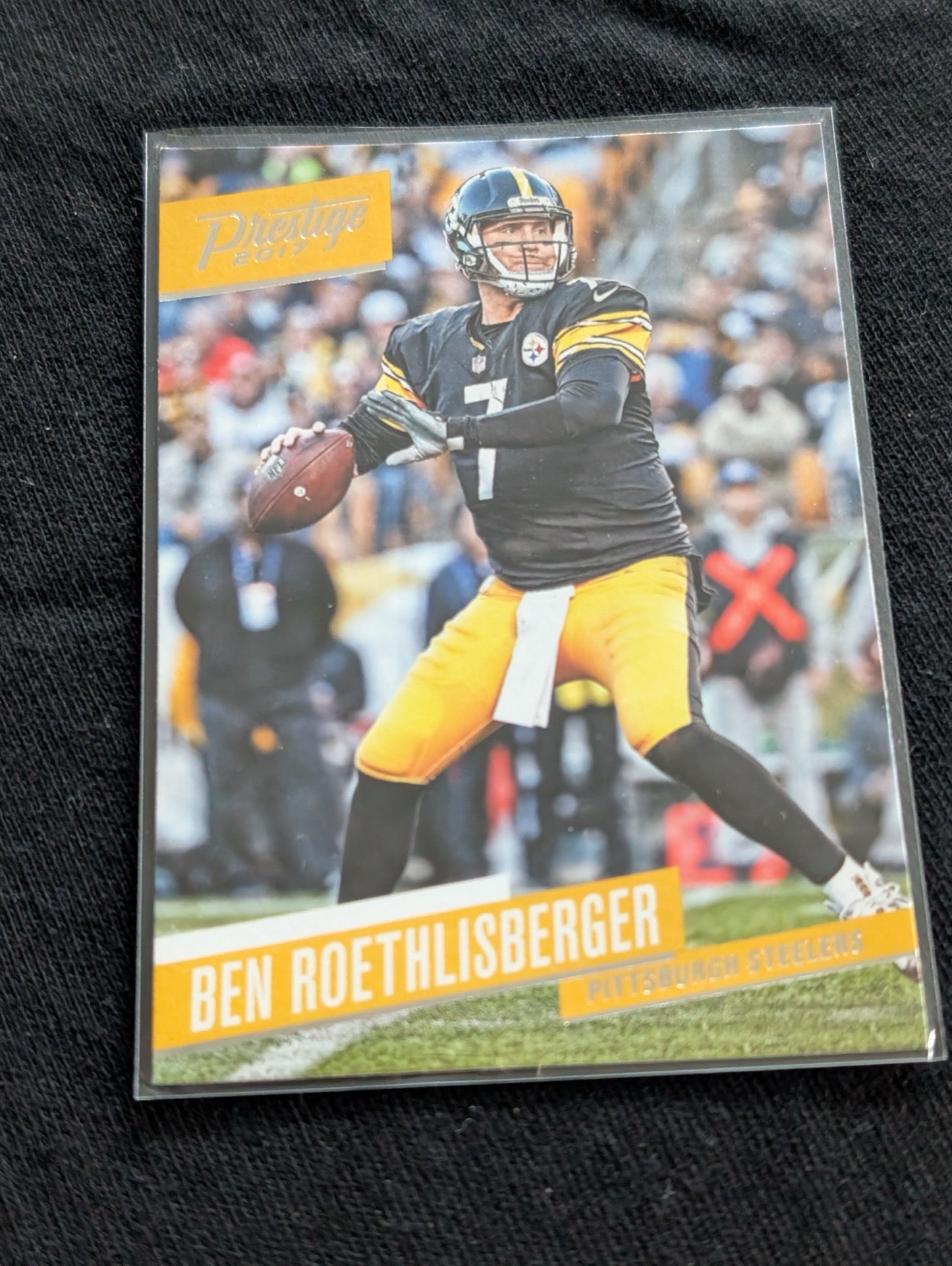 Ben Roethlisberger Steelers Lot (2) 2017 Topps #30 & 2017 Prestige QB