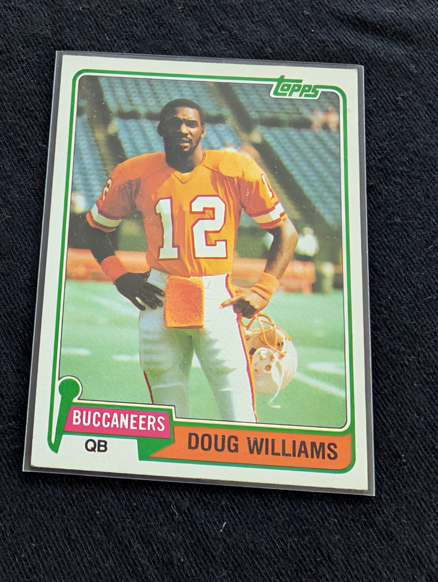 Doug Williams 1980 & 1981 Topps Buccaneers QB Vintage Card Lot (2)