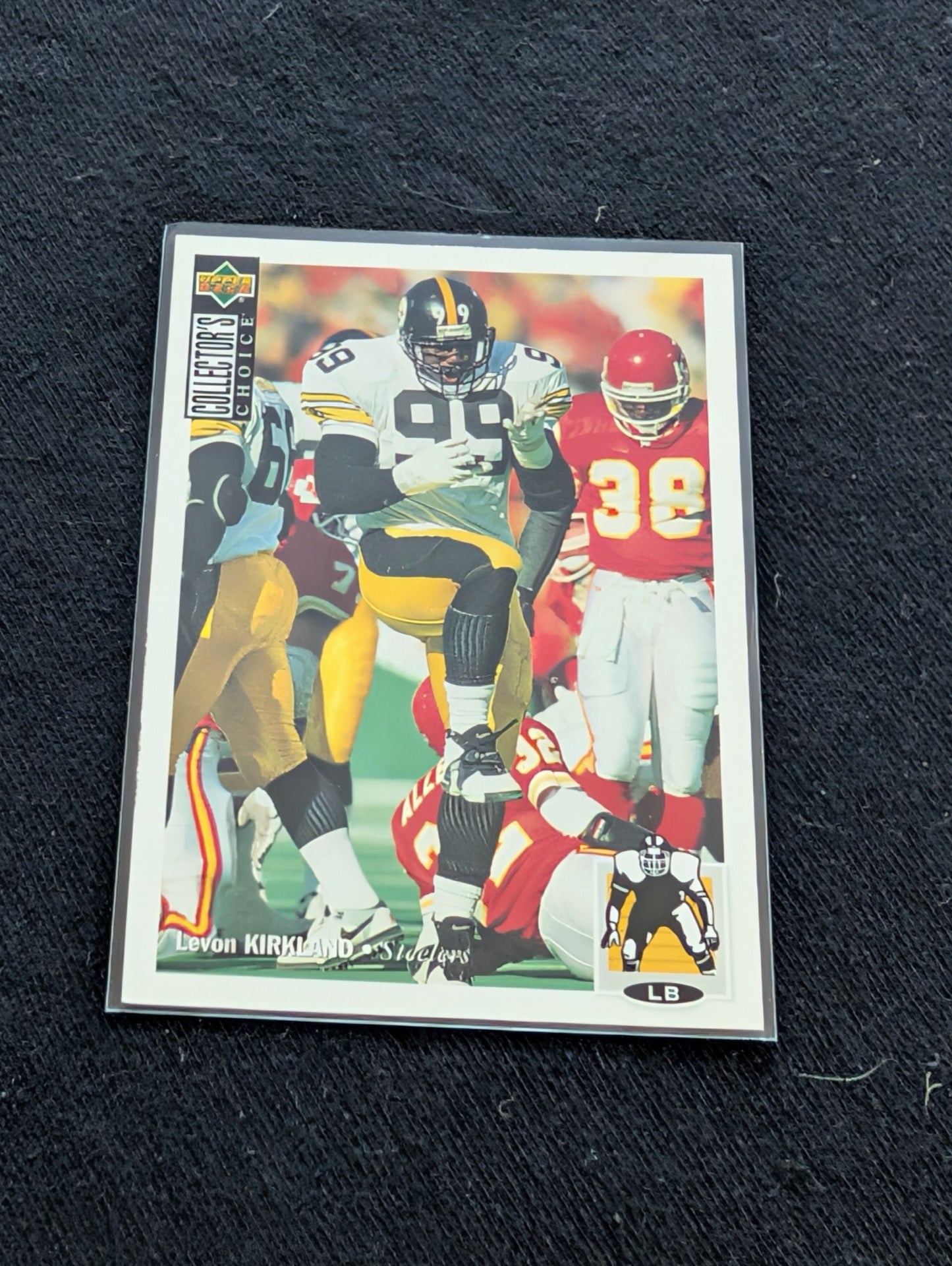 Levon Kirkland Steelers LB Legend Lot (2) 1994 Collector's Choice & 1997 Score