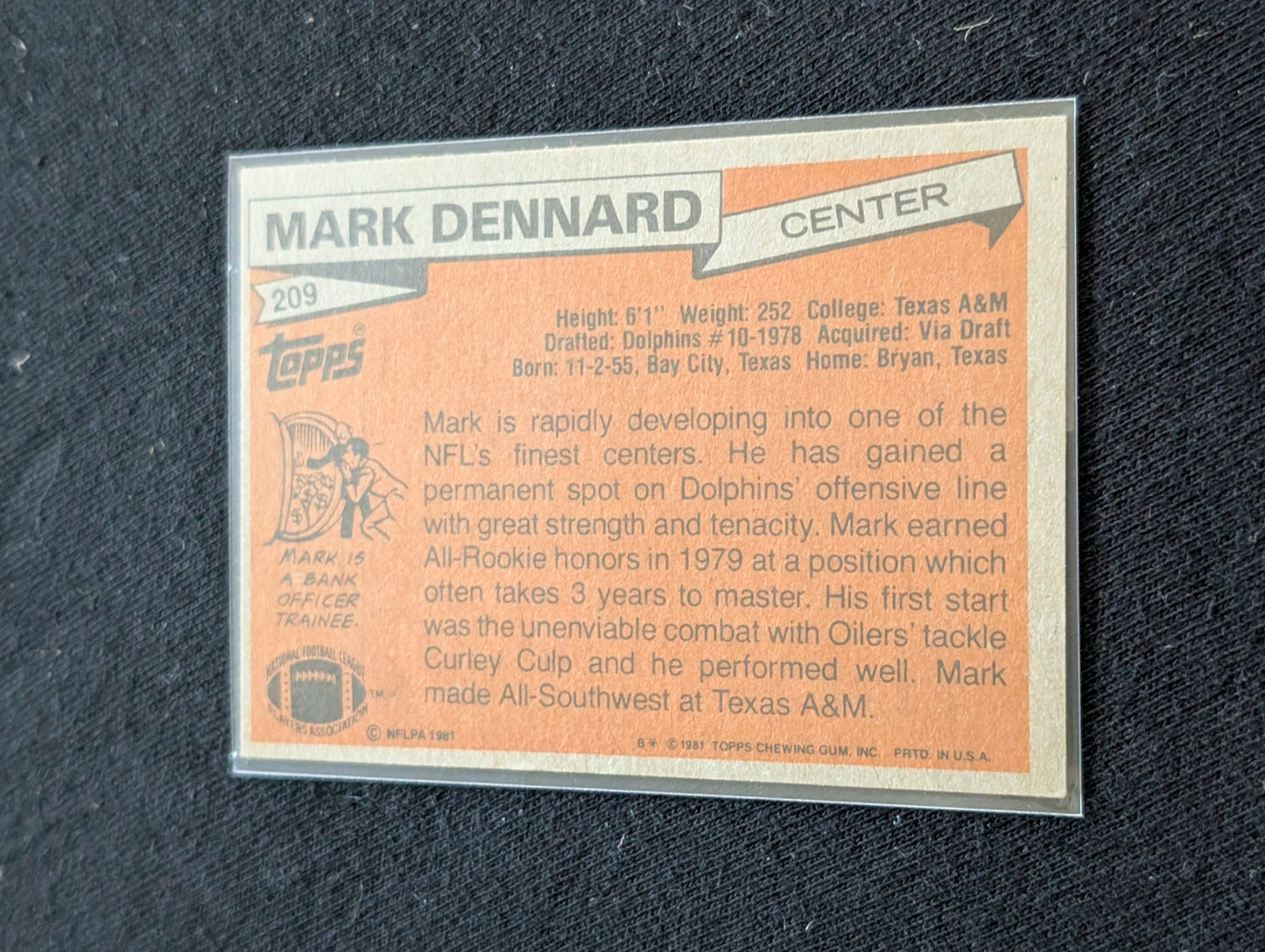 Mark Dennard Dolphins Vintage Topps Lot (2) 1980 & 1981