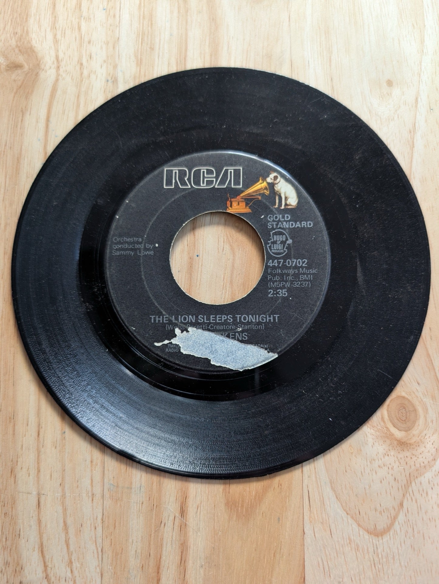 The Tokens - B'wa Nina / Lion Sleeps Tonight 45 RPM RCA Gold Standard 447-0702
