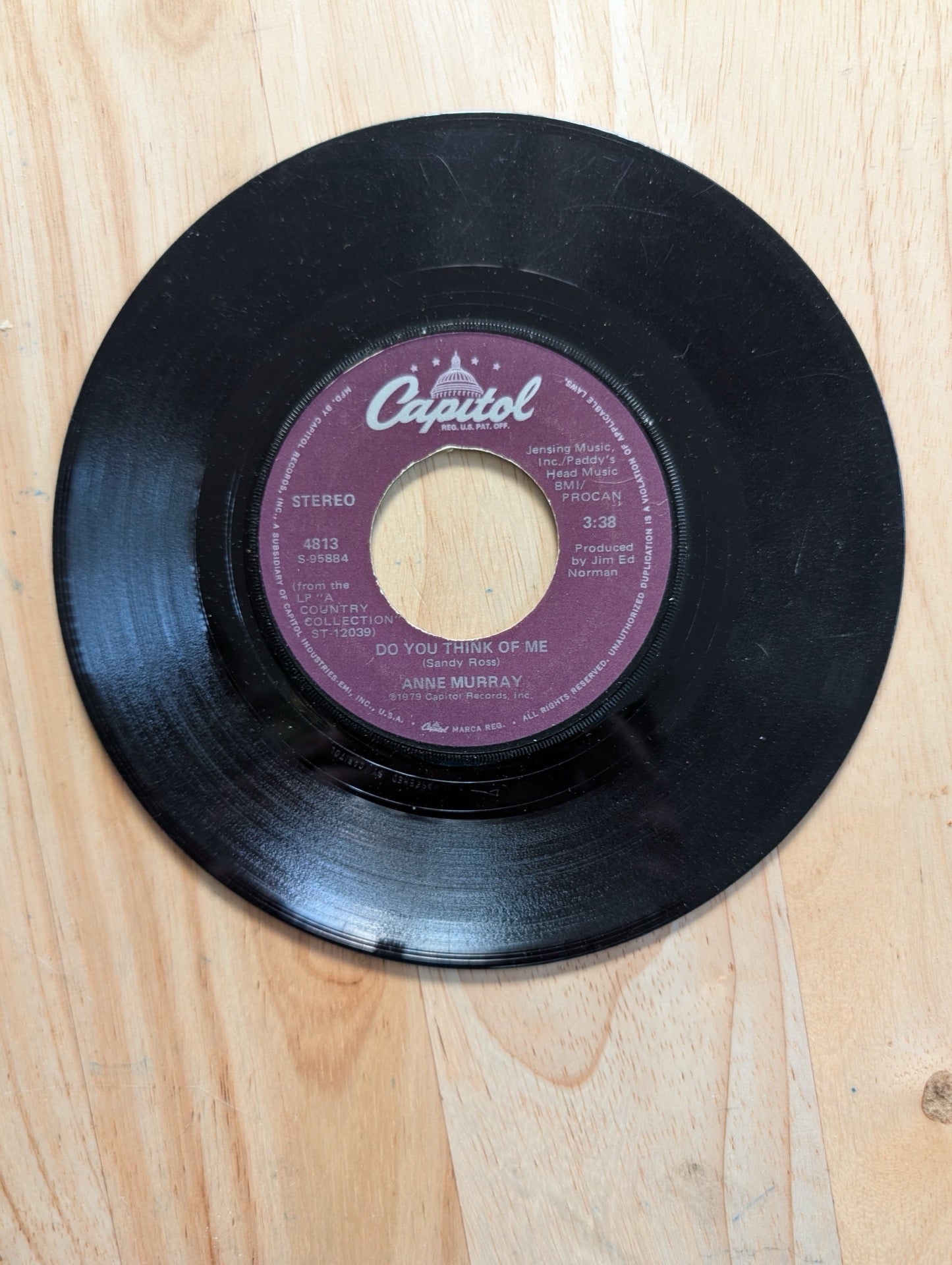 Anne Murray - Daydream Believer / Do You Think of Me 45 RPM Capitol 4813
