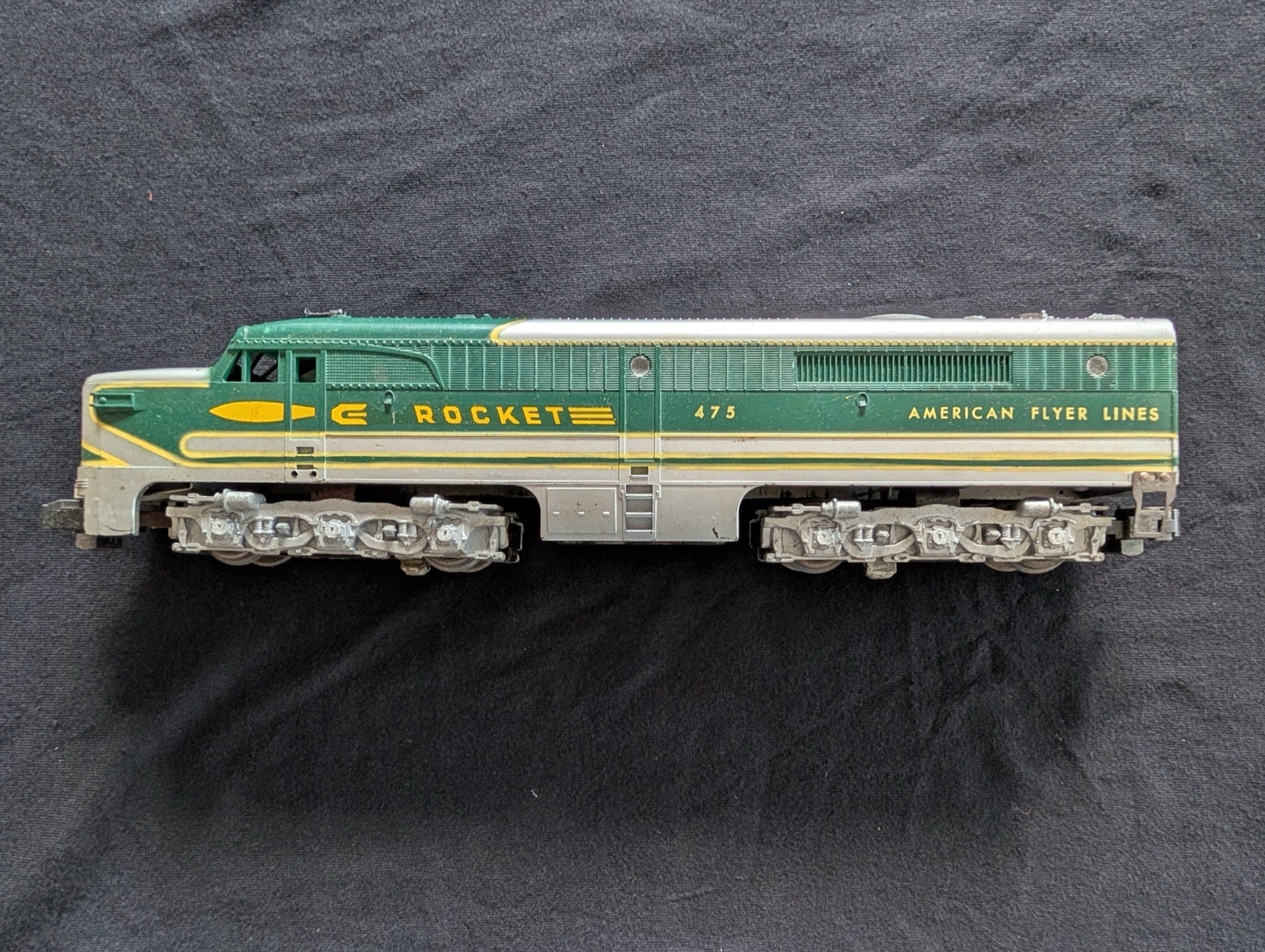 American Flyer S-Gauge "The Rocket" Diesel B-Unit #475 Engine - Non-Powered