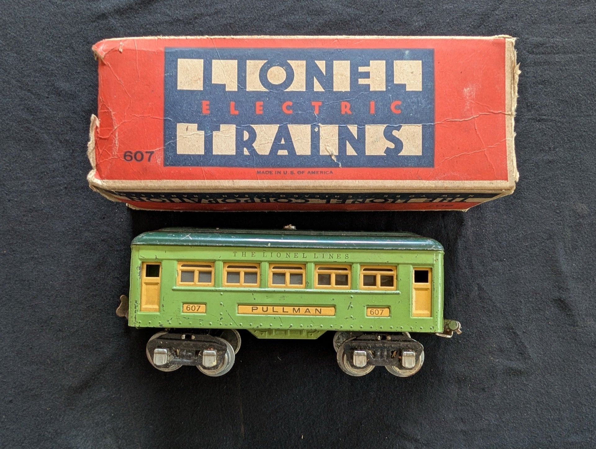 Lionel Pre-war O-Gauge #607 Pullman Car Green Tinplate w/ Original Box 607