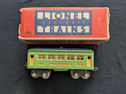 Lionel Pre-war O-Gauge #607 Pullman Car Green Tinplate w/ Original Box 607